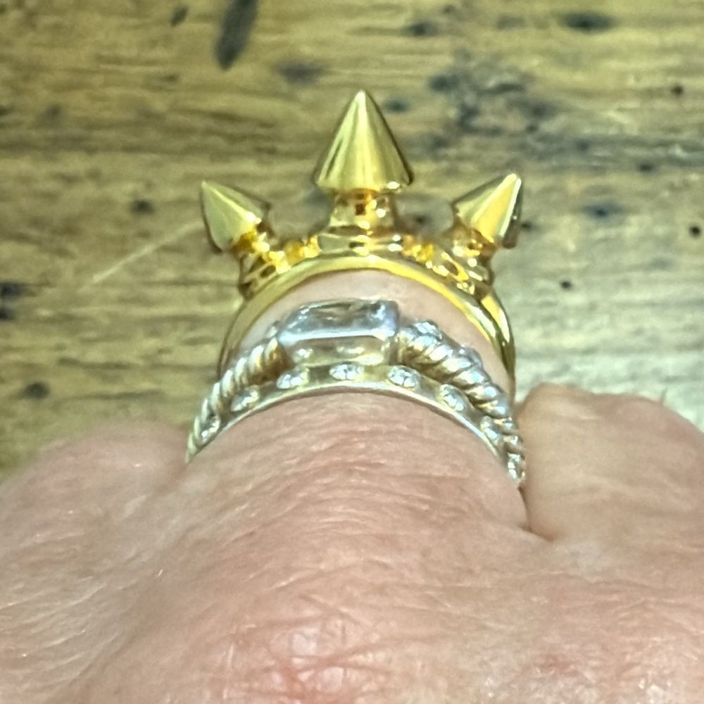nOir jewelry collection of NYC goldtone Beki 3 spike ring size 8